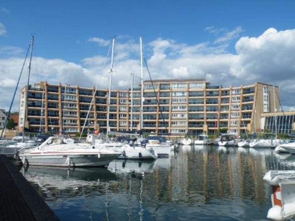 2 bed Apartment for rent in Southwick. From Marina & Hampshire Life Homes - South Coast
