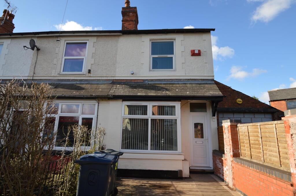 4 bed Detached for rent in Headley Heath. From Oakmans Estate Agents - Student Lettings 4 bed Detached for rent in Headley Heath. From Oakmans Estate Agents - Student Lettings