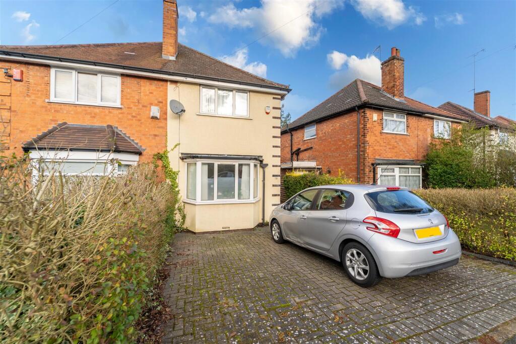 3 bed Detached for rent in Birmingham. From Oakmans Estate Agents - Student Lettings