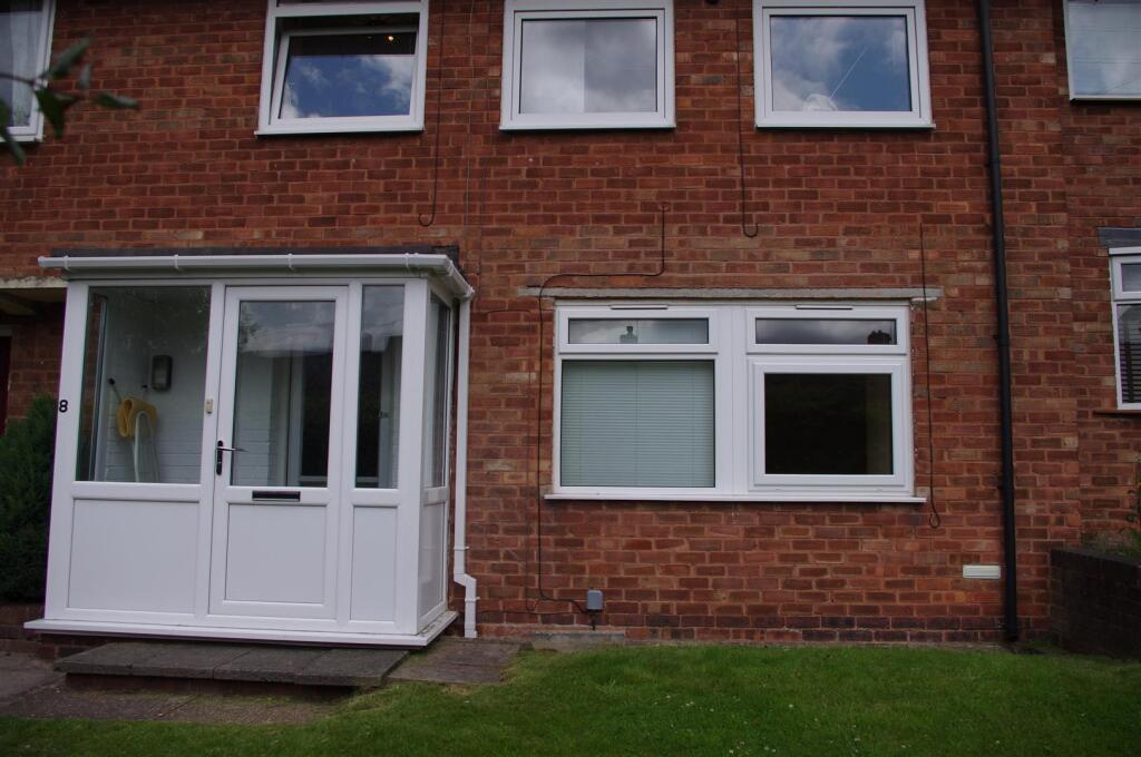 5 bed Detached for rent in Smethwick. From Oakmans Estate Agents - Student Lettings 5 bed Detached for rent in Smethwick. From Oakmans Estate Agents - Student Lettings