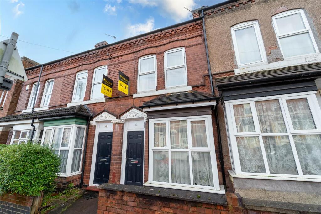 4 bed Detached for rent in Birmingham. From Oakmans Estate Agents - Student Lettings
