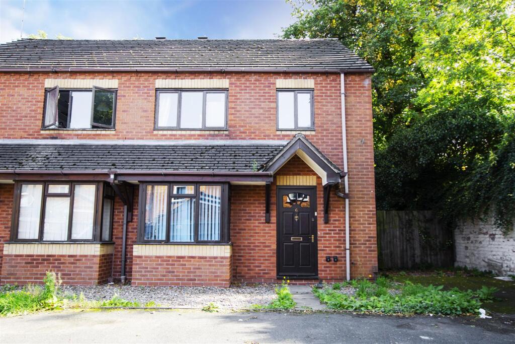 5 bed Detached for rent in Birmingham. From Oakmans Estate Agents - Student Lettings