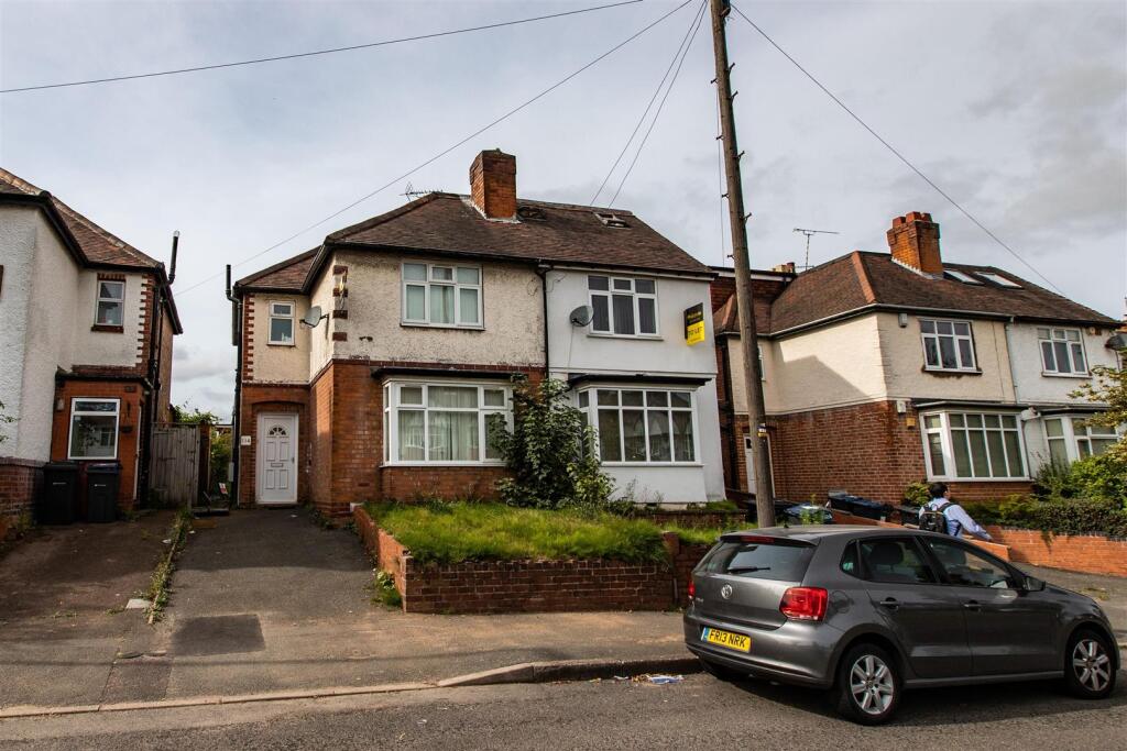 5 bed Detached for rent in Birmingham. From Oakmans Estate Agents - Student Lettings