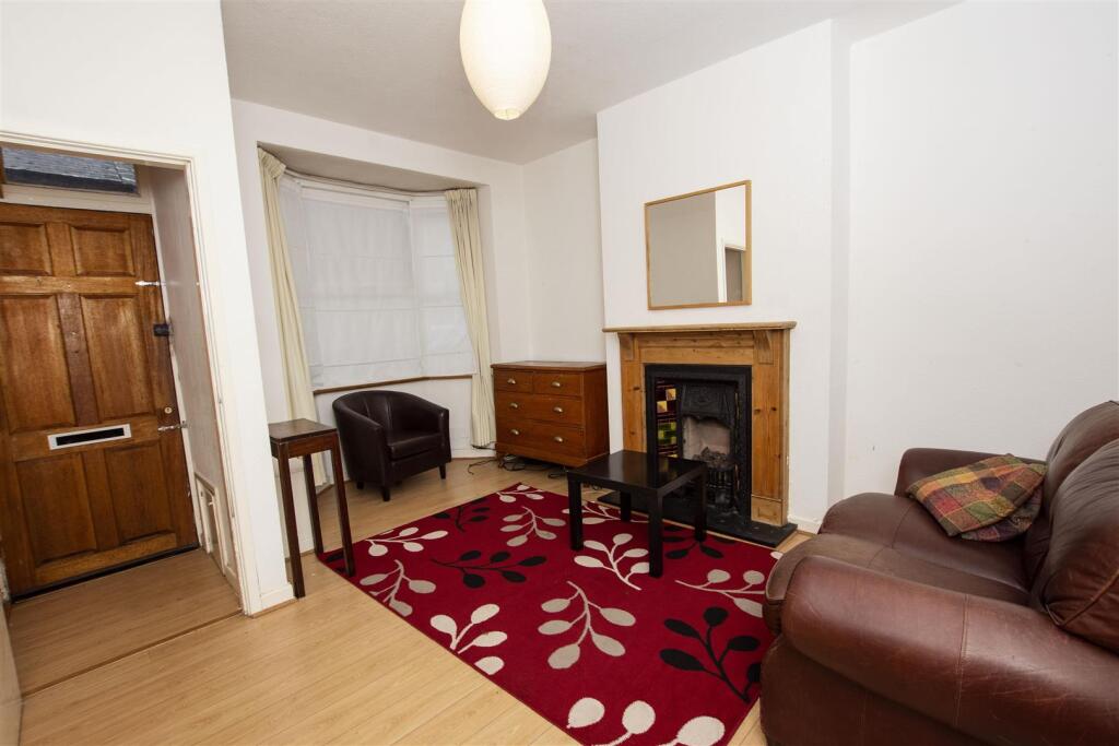 2 bed Detached for rent in Birmingham. From Oakmans Estate Agents - Student Lettings 2 bed Detached for rent in Birmingham. From Oakmans Estate Agents - Student Lettings