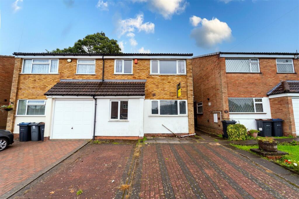 5 bed Detached for rent in Birmingham. From Oakmans Estate Agents - Student Lettings 5 bed Detached for rent in Birmingham. From Oakmans Estate Agents - Student Lettings