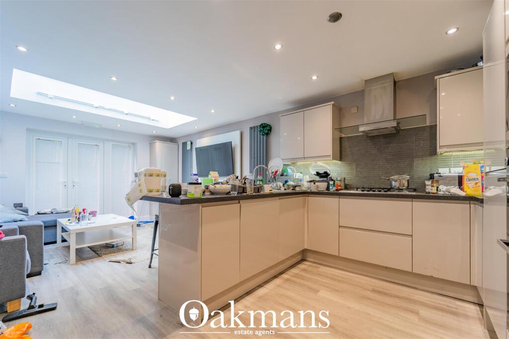 7 bed Detached for rent in Birmingham. From Oakmans Estate Agents - Student Lettings