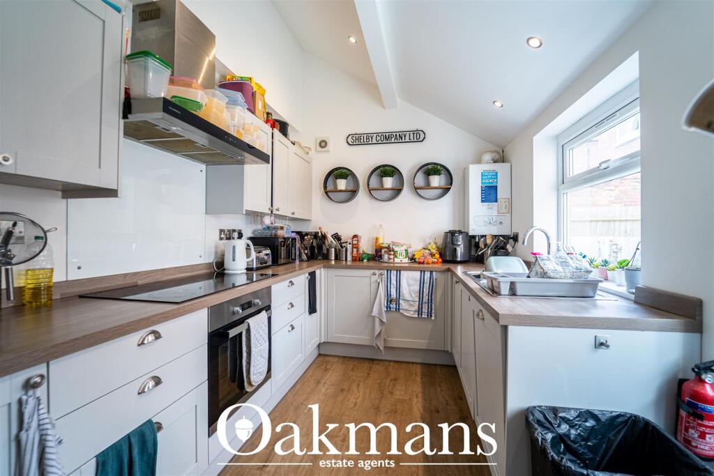6 bed Mid Terraced House for rent in Birmingham. From Oakmans Estate Agents - Student Lettings