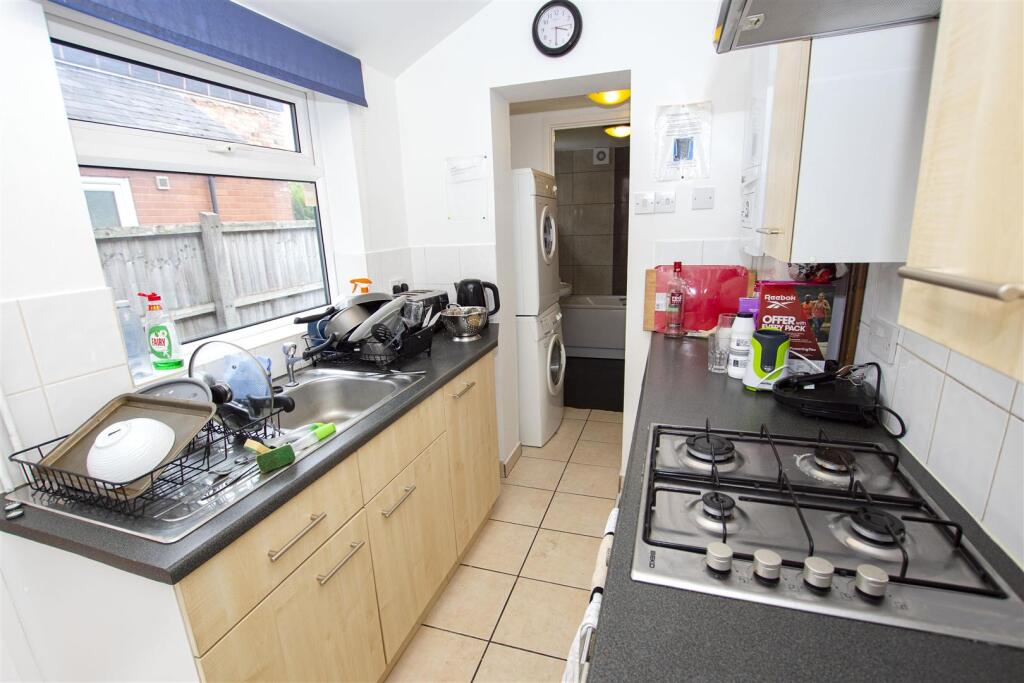 4 bed Not Specified for rent in Birmingham. From Oakmans Estate Agents - Student Lettings