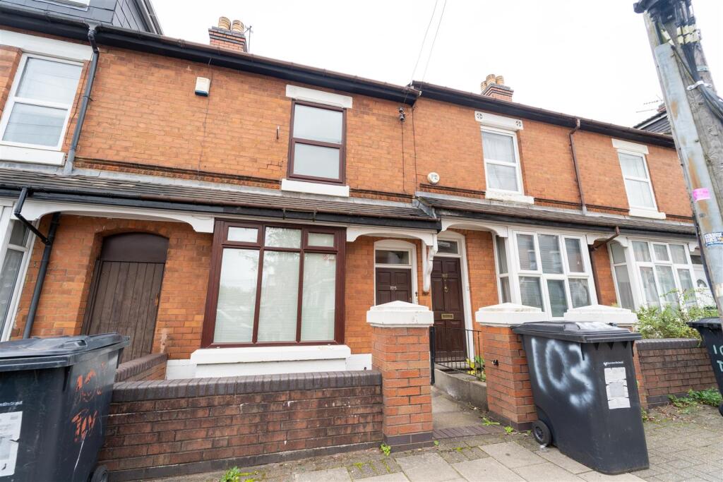 4 bed Detached for rent in Birmingham. From Oakmans Estate Agents - Student Lettings