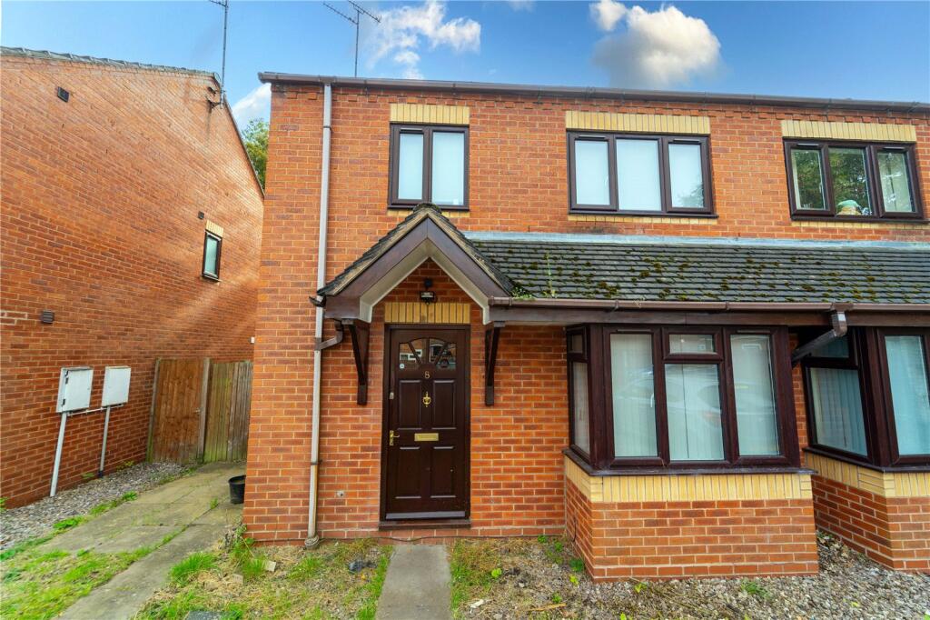 4 bed Detached for rent in Birmingham. From Oakmans Estate Agents - Student Lettings