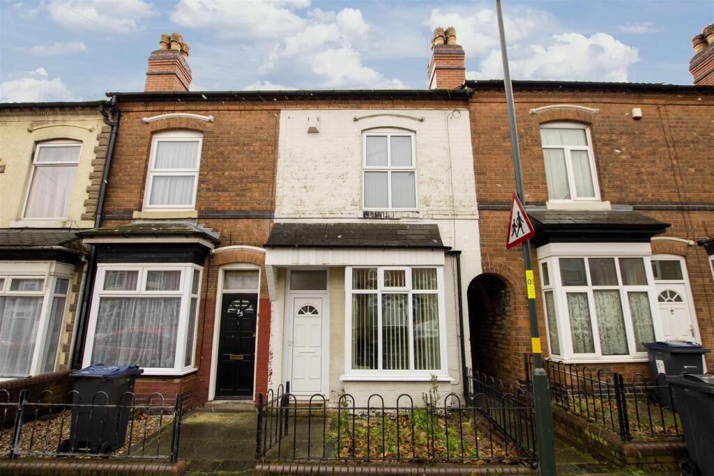 3 bed Detached for rent in Birmingham. From Oakmans Estate Agents - Student Lettings