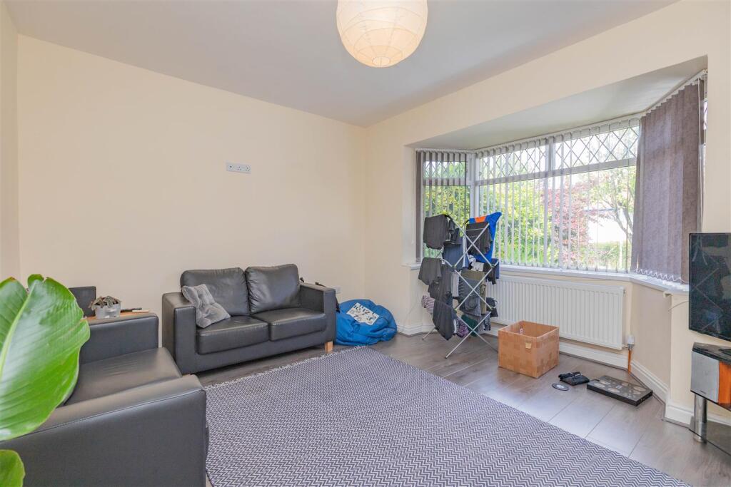 2 bed Detached for rent in Birmingham. From Oakmans Estate Agents - Student Lettings 2 bed Detached for rent in Birmingham. From Oakmans Estate Agents - Student Lettings
