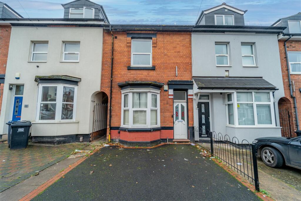 5 bed Detached for rent in Birmingham. From Oakmans Estate Agents - Student Lettings 5 bed Detached for rent in Birmingham. From Oakmans Estate Agents - Student Lettings