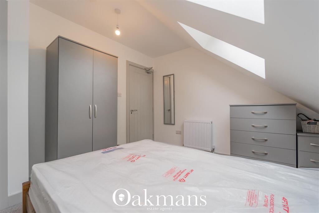 5 bed Detached for rent in Birmingham. From Oakmans Estate Agents - Student Lettings 5 bed Detached for rent in Birmingham. From Oakmans Estate Agents - Student Lettings