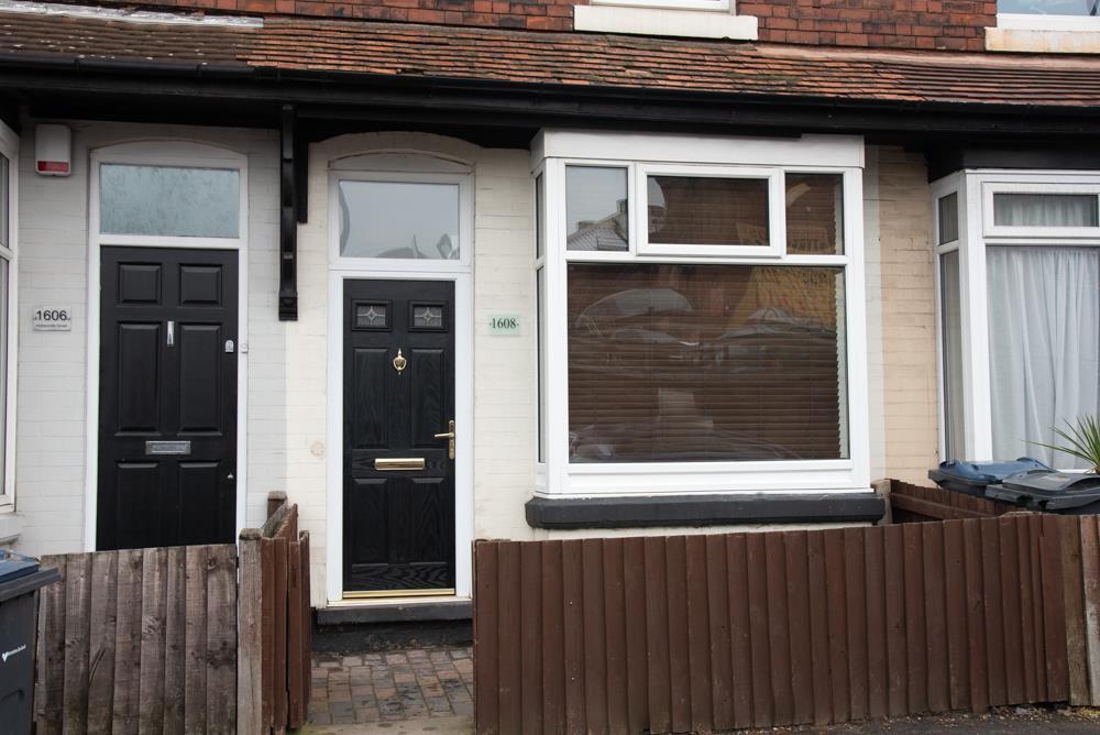 3 bed Detached for rent in Headley Heath. From Oakmans Estate Agents - Student Lettings