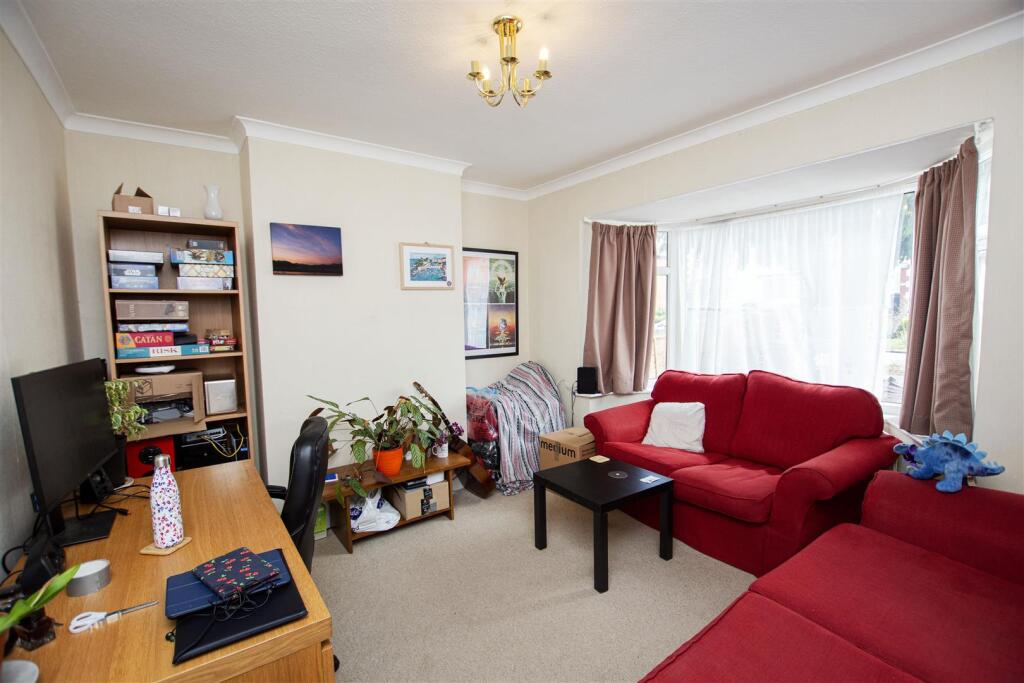 2 bed Detached for rent in Birmingham. From Oakmans Estate Agents - Student Lettings