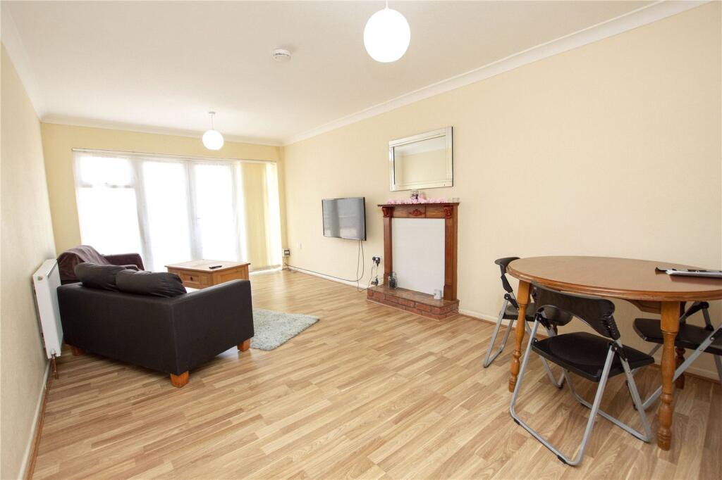 2 bed Detached for rent in Birmingham. From Oakmans Estate Agents - Student Lettings 2 bed Detached for rent in Birmingham. From Oakmans Estate Agents - Student Lettings