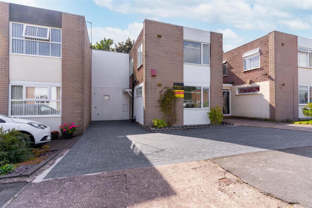 5 bed Detached for rent in Birmingham. From Oakmans Estate Agents - Student Lettings