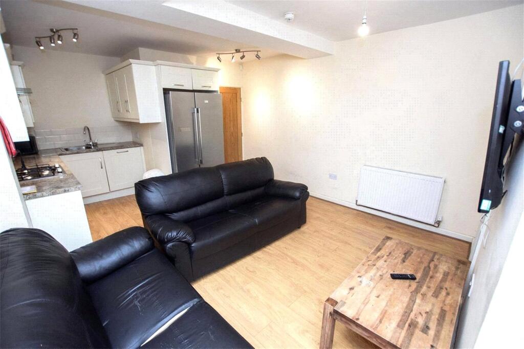 7 bed Detached for rent in Birmingham. From Oakmans Estate Agents - Student Lettings 7 bed Detached for rent in Birmingham. From Oakmans Estate Agents - Student Lettings