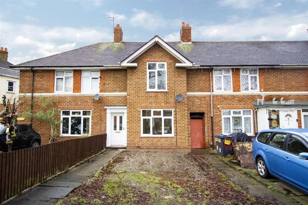 3 bed Detached for rent in Smethwick. From Oakmans Estate Agents - Student Lettings 3 bed Detached for rent in Smethwick. From Oakmans Estate Agents - Student Lettings
