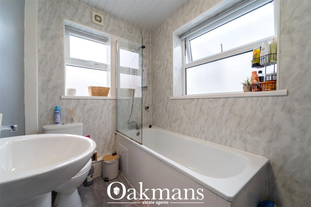5 bed Detached for rent in Birmingham. From Oakmans Estate Agents - Student Lettings 5 bed Detached for rent in Birmingham. From Oakmans Estate Agents - Student Lettings