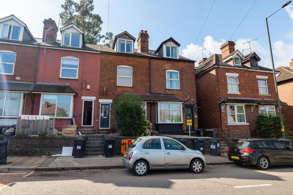 5 bed Detached for rent in Birmingham. From Oakmans Estate Agents - Student Lettings