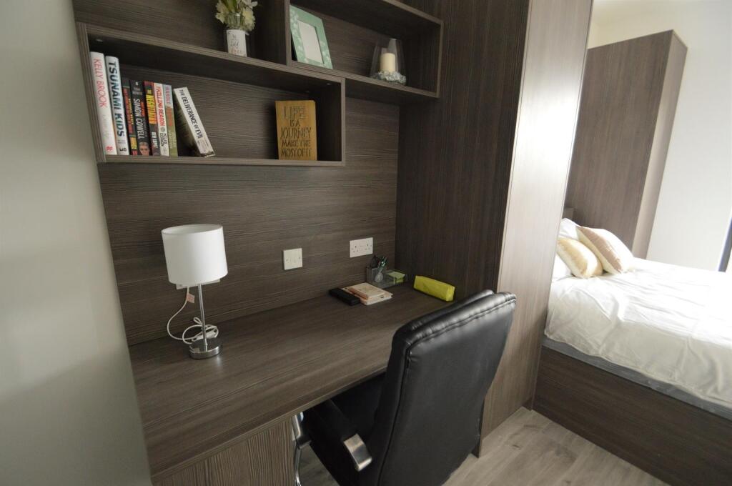 1 bed Apartment for rent in Birmingham. From Oakmans Estate Agents - Student Lettings