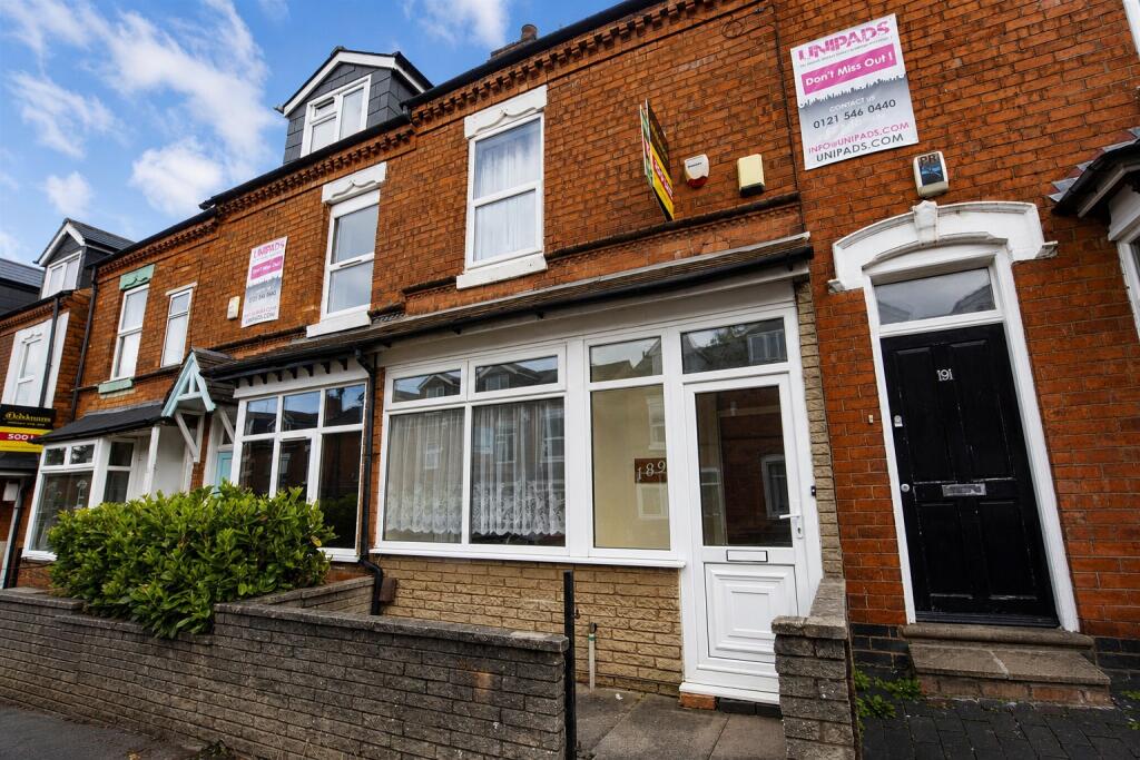 4 bed Detached for rent in Birmingham. From Oakmans Estate Agents - Student Lettings 4 bed Detached for rent in Birmingham. From Oakmans Estate Agents - Student Lettings