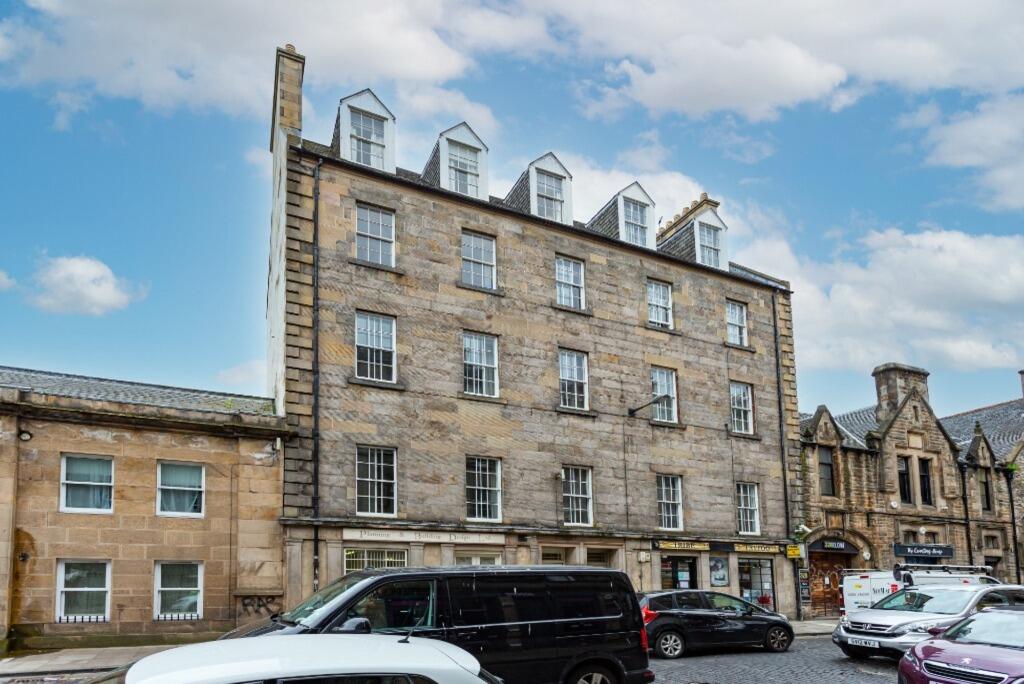 2 bed 1st Floor Flat for rent in Edinburgh. From The Flat Company 2 bed 1st Floor Flat for rent in Edinburgh. From The Flat Company