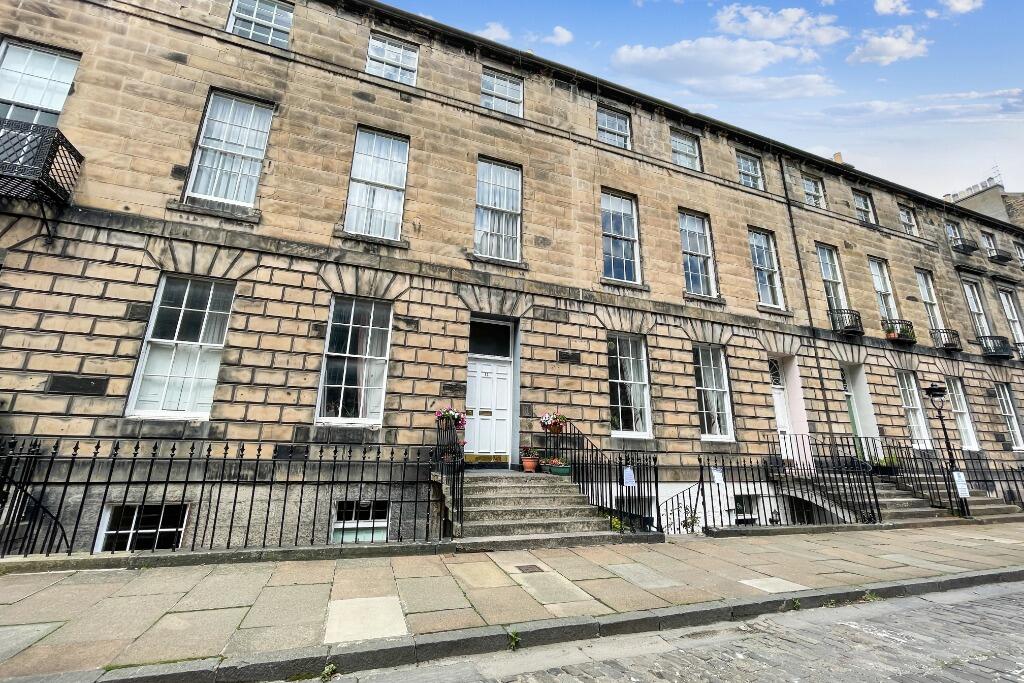 3 bed 1st Floor Flat for rent in Edinburgh. From The Flat Company 3 bed 1st Floor Flat for rent in Edinburgh. From The Flat Company