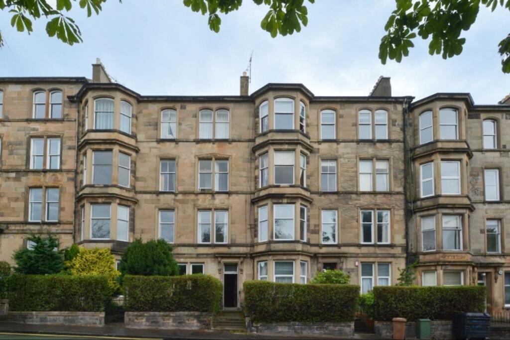 5 bed 1st Floor Flat for rent in Edinburgh. From The Flat Company 5 bed 1st Floor Flat for rent in Edinburgh. From The Flat Company