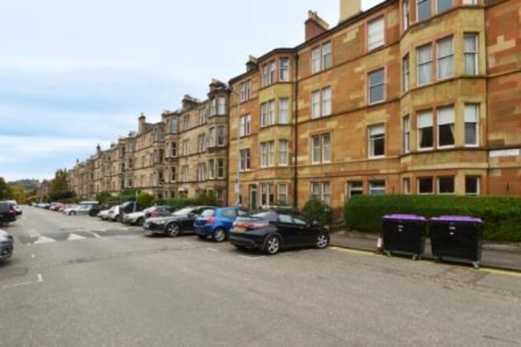 5 bed 1st Floor Flat for rent in Edinburgh. From The Flat Company