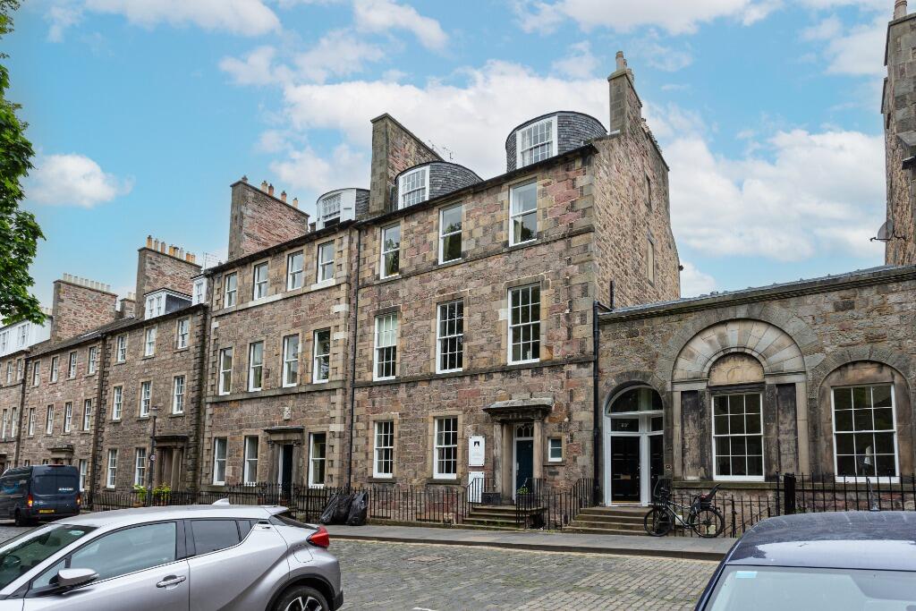 5 bed 1st Floor Flat for rent in Edinburgh. From The Flat Company