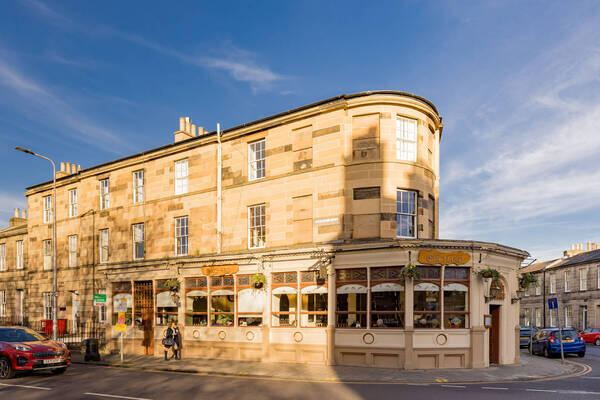 3 bed 1st Floor Flat for rent in Edinburgh. From The Flat Company