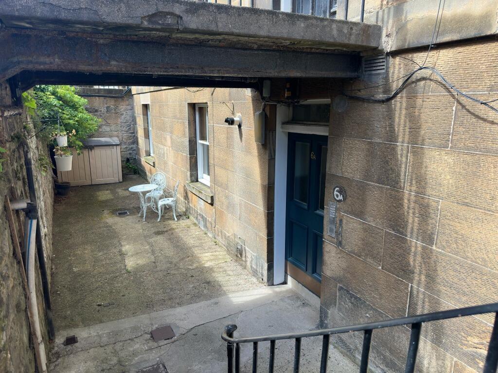 1 bed 1st Floor Flat for rent in Edinburgh. From The Flat Company 1 bed 1st Floor Flat for rent in Edinburgh. From The Flat Company