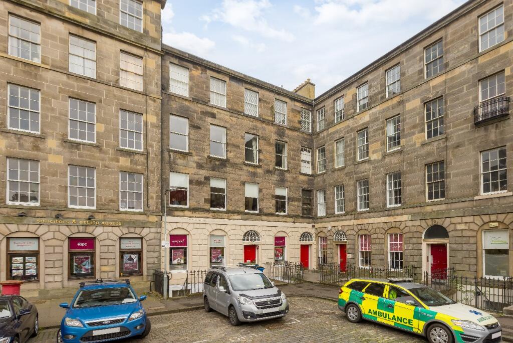 4 bed 1st Floor Flat for rent in Edinburgh. From The Flat Company 4 bed 1st Floor Flat for rent in Edinburgh. From The Flat Company