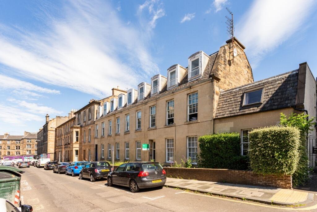 3 bed 1st Floor Flat for rent in Edinburgh. From The Flat Company