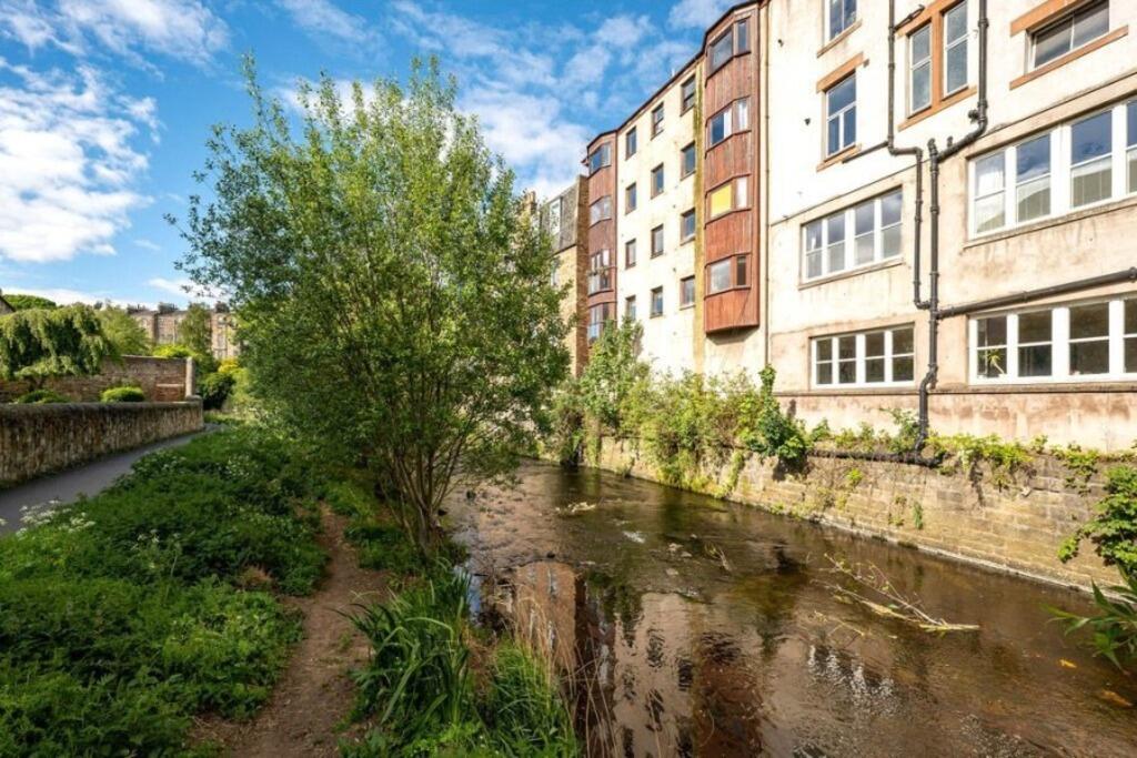 1 bed 1st Floor Flat for rent in Edinburgh. From The Flat Company 1 bed 1st Floor Flat for rent in Edinburgh. From The Flat Company