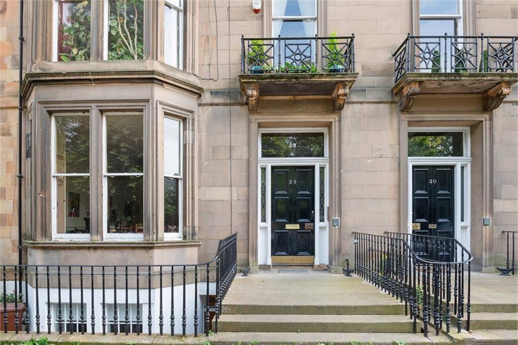 6 bed 1st Floor Flat for rent in Edinburgh. From The Flat Company 6 bed 1st Floor Flat for rent in Edinburgh. From The Flat Company