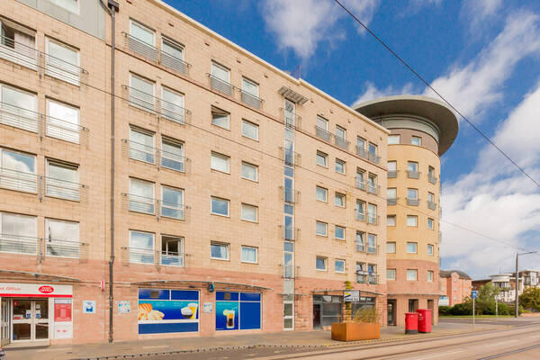 2 bed 1st Floor Flat for rent in Edinburgh. From The Flat Company 2 bed 1st Floor Flat for rent in Edinburgh. From The Flat Company