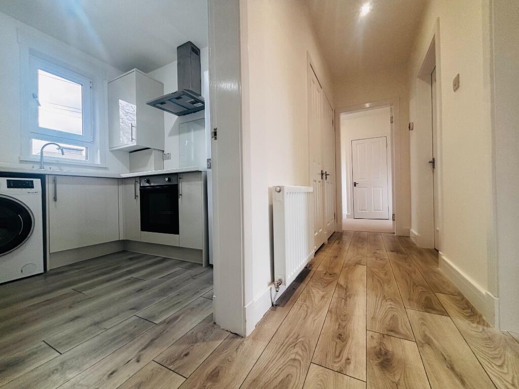 2 bed 1st Floor Flat for rent in Hartwood. From Pacitti Jones - Glasgow