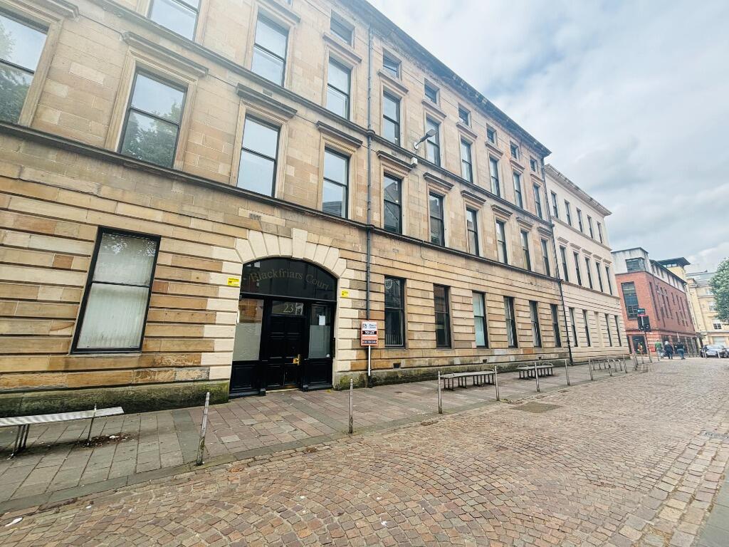 2 bed 1st Floor Flat for rent in Glasgow. From Pacitti Jones - Glasgow