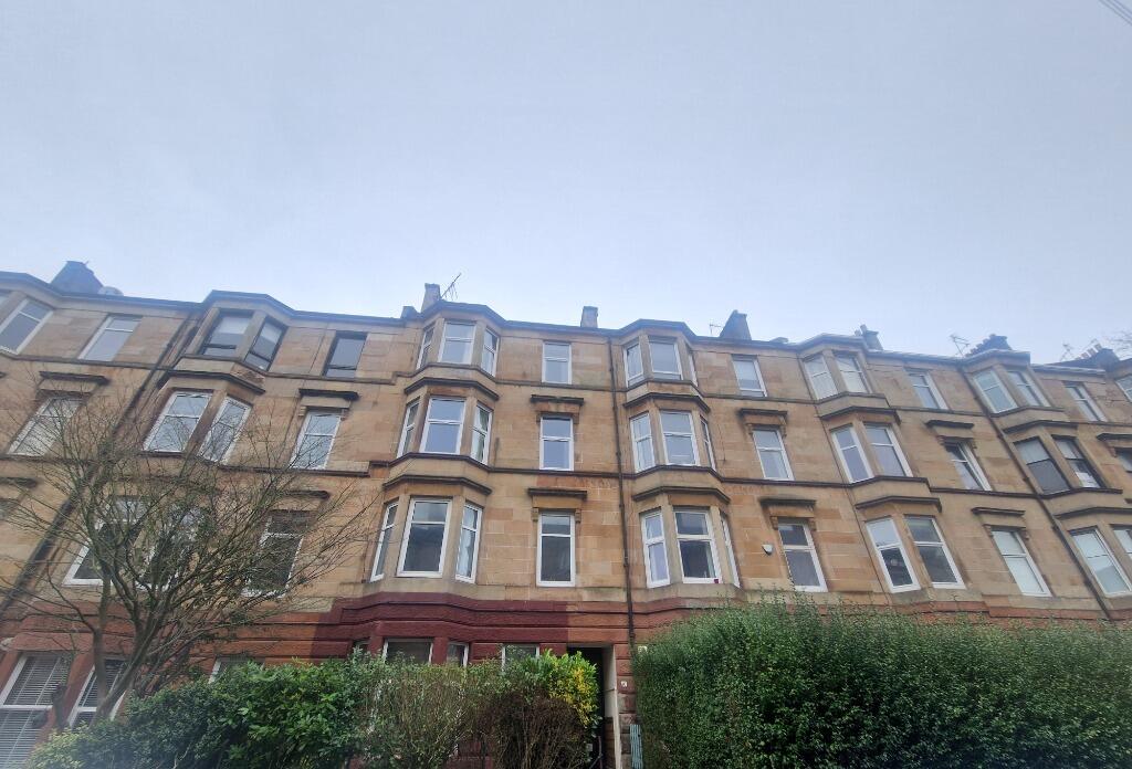 2 bed 1st Floor Flat for rent in Glasgow. From Pacitti Jones - Glasgow