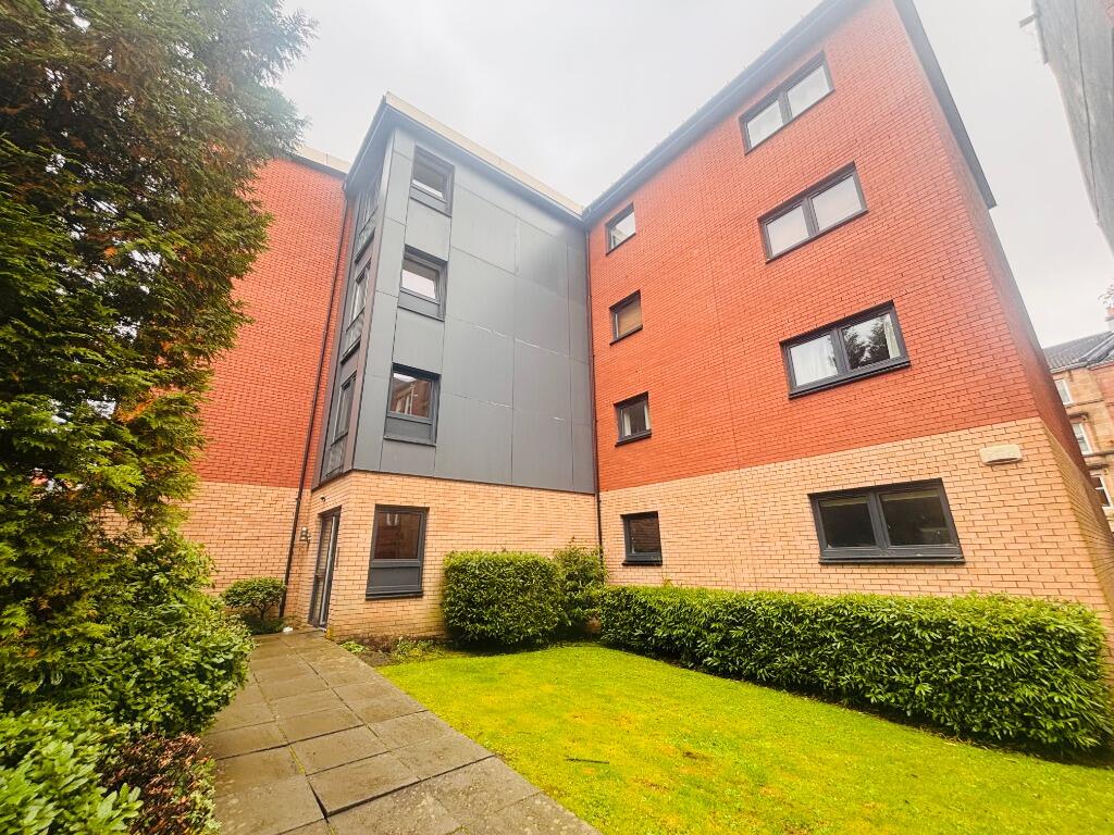 2 bed 1st Floor Flat for rent in Glasgow. From Pacitti Jones - Glasgow