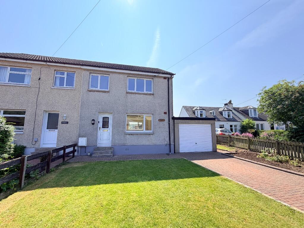 3 bed Semi Detached for rent in Neilston. From Pacitti Jones - Glasgow 3 bed Semi Detached for rent in Neilston. From Pacitti Jones - Glasgow
