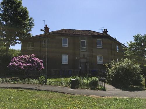 2 bed 1st Floor Flat for rent in Paisley. From Rent Locally - Hamilton