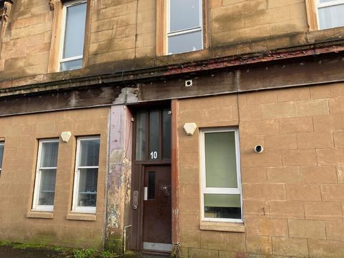 2 bed 1st Floor Flat for rent in Rutherglen. From Rent Locally - Hamilton
