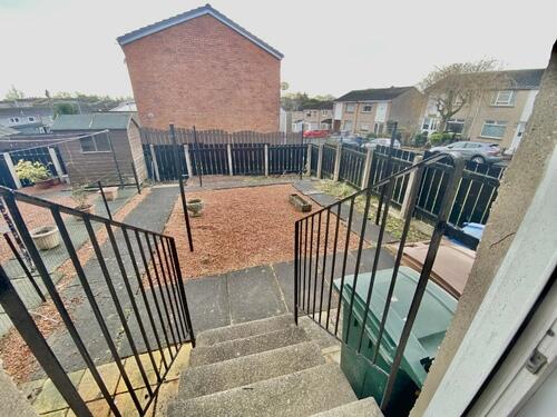 3 bed End of Terrace for rent in Kilmarnock. From Rent Locally - Hamilton