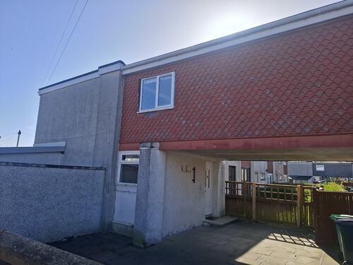 3 bed Mid Terraced House for rent in Glenrothes. From Rent Locally - Hamilton