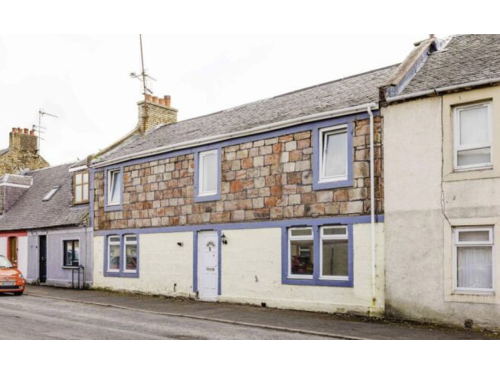 4 bed Mid Terraced House for rent in Newmilns. From Rent Locally - Hamilton